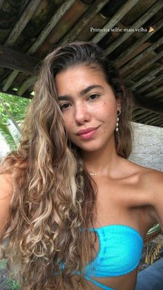 Surf Girl Hair, Pelo Ondulado Natural, Curly Beach Hair, Curly Hair Wavy, Milkshake Hair Products, Surf Hair, Light Curls, Style Surf