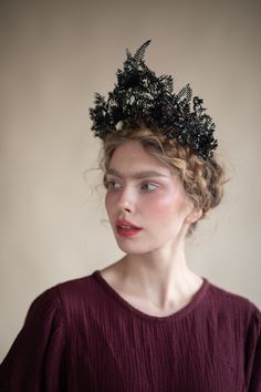 Wedding flower crown.The flower crown is made of artificial flowers, leaves, grass, wire, floristic tape and other trinkets used for arranging.Photo: Michaela durisova photographyModel: Kristína Szegényová The flowers are dyed/sprayed with black spray.When stored in dry and dark place, our products last 10-15 years.We can also make you other matching accessories. Please message me for more information. :)----------------------------------------------------------------SHIPPING INFOFor EU orders:Y Paper Flower Crown, Halloween Crown, Arrangement Flowers, Wedding Flower Crown, Bridal Flower Crown, Black Crown, Flower Crown Wedding, Bridal Flower