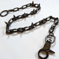 Ships Within 7-9 Days New Chain Length : 24" Inch Long Each Link : 1/2" Wide Metal Stud Spike: (10) Studs, 3/4" Long Hook On One End With A Key Ring On The Other Punk Keychain, Country Boy Outfits, Wallet Chains, Keychain Wallet, Men's Wallet, Keychain Design, Funky Jewelry, Wallet Chain, Dream Jewelry