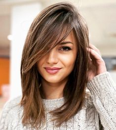 Textured Lob Haircut Mid Length, Bang Ideas, 2024 Haircut, One Length Haircuts, Textured Haircut, Hairstyles 2024, Hair Things, Haircut Styles