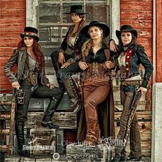 Gunslinger gals Gunslinger Costume, Western Costume Women, Wild West Costumes, Saloon Girls, Western Costumes, Cowboy Costume