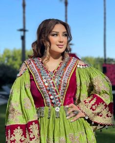 Arabic Dress, Womens Costumes, Desi Bride