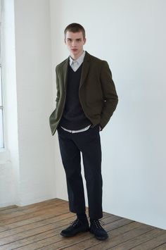 AUTUMN WINTER 2017 – ARMY GREEN HARRIS TWEED MINIMAL BLAZER, CHARCOAL BRITISH MERINO MHL. CHUNKY V NECK, OFF WHITE / BLACK STRIPE SILK COTTON MINIMAL SHIRT, OFF BLACK COTTON CANVAS CINCH BACK TROUSER, BLACK SUEDE WORKER BOOT Worker Boots, British Outfits, Mens Outfit Inspiration, Margaret Howell, Stripe Silk, Single Breasted Jacket, Harris Tweed, Tweed Blazer, British Design