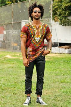 Hey I saw this guy at Afropunk and admired his look!! Dope. Bohemian Man, Afro Clothes, Mens Festival Fashion, Dashiki Fashion, Coachella Outfits, Mama Africa, Dashiki Shirt