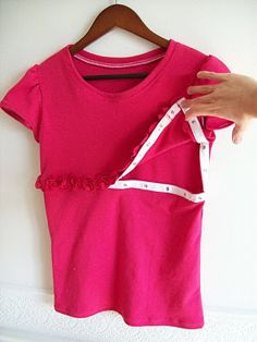 Running With Scissors: Fashionable T-Shirt for Moms Breastfeeding Shirts, Sewing Simple