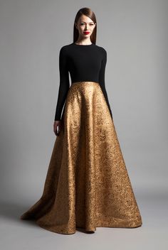 black/gold Gold Outfit Ideas, Sukienki Maksi, Engagement Party Outfit, Gold Outfit, Rock Outfit, Moda Vintage, 가을 패션, Indian Designer Wear