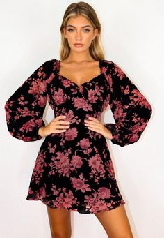 Buy Outfits, Velvet Party Dress, Skater Style Dress, Floral Print Dress Long, African Print Dresses, 2020 Fashion, Floral Print Maxi Dress, Animal Print Dresses, Going Out Dresses