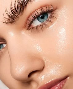 Buxom Mascara, Natural Beauty Photography, Beauty Makeup Photography, Acne Studio, Beauty Photoshoot, Colors For Skin Tone, Model Face, Skin Complexion, Beauty Shots