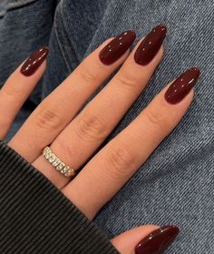 Oval Nails Dark, Kutek Disney, Dark Red Nails, Wine Nails, Maroon Nails, Cherry Nails, Red Nail Polish, Red Nail, Classy Nails