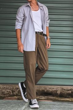 Normcore Style Outfits, Normcore Men, Cold Winter Outfits Men, Earthtone Outfits, Streetwear Fashion Winter, Winter Outfits Men Streetwear, Trousers Outfit Men, Cold Winter Outfits, Slacks Outfit