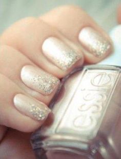 champagne glitter wedding manicure Pretty Manicures, Ombre Nails Glitter, Prom Nails, Nail Art Tutorial, Creative Nails, Gel Manicure