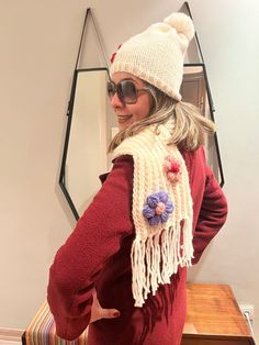 The beanie and scarf set that will keep you warm for the winter is hand knitted. It is knitted with a plain knit pattern. Knitted with 50% wool, 50% acrylic yarn. It looks both stylish and cute with its rabbit fur pompom. It reflects your style with its colorful flowers. The length of the scarf is 1.60 cm and the width is 20 cm. The width of the scarf is 25 cm when opened. There are colorful flowers on the beanie and scarf. It can be machine washed on the wool program. Do not dry in the dryer. S Pompom Beanie, Hat Scarf, Hat Set, Pom Pom Hat, Scarf Set, Knit Pattern, Rabbit Fur, Beanie Hat, Set For Women