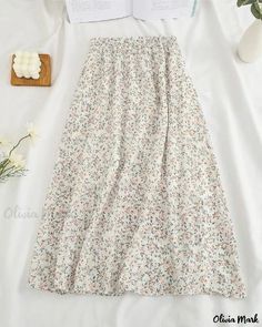 OliviaMark - Chic and Elegant A-line Chiffon Midi Skirt - Featuring Floral Print, Flowy Drapes, and High Waist Lace Beach Dress, Pleats Pattern, Long Skirt Summer, Printed Long Skirt, Chiffon Maxi Skirt, Wear Pearls, Skirts Midi High Waisted, Chiffon Floral, Cute Spring Outfits