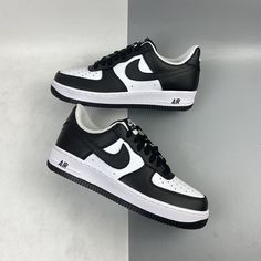 Nike Shoes Air Forces, Air Force Shoes Black And White, Black And White Airforce 1s, Nikes Black And White, Pandas Air Jordans, Nike Airforce Shoes, Nike Air Black And White, Air Forces Black And White, Black And White Air Force 1 High Top