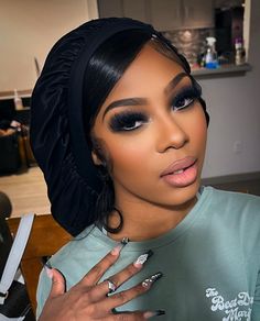 White Under Eye Makeup Black Women, Darker Skin Makeup Looks, Red Lip Makeup Black Women, 1800 Makeup, Red Undereye Makeup, Makeup Looks With Red Lipstick, Smokey Eye With Red Lips, Black Makeup Looks Black Women, Birthday Makeup For Black Women