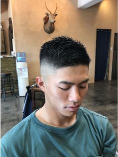 Asian Men Hairstyle Short Fade, Beckham Hair, Barber Style, Barber Haircuts, Mens Hairstyles Fade