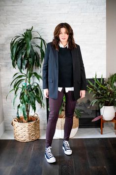 Outfits with Converse High Tops - StyleDahlia Outfits With Converse High Tops, High Top Outfit, Leggings And Converse, Midlife Fashion, Plaid Leggings, Black Leggings Outfit, Cold Weather Outfit, Stylish Blazer, Winter Outfits Cold