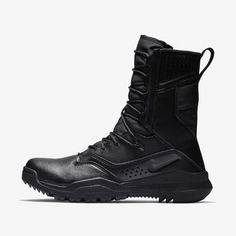 The Nike SFB Field 2 8” is a lightweight high-performance boot designed to support heavier loads in all theaters. The sole is equipped with an aggressive tread pattern that provides exceptional traction over challenging terrain, while an internal rock shield helps prevent punctures. Tactical Athlete, Nike Sfb, Tennis Shoes Outfit, Nike Tennis Shoes, Nike Shox, Designer Boots, Tactical Gear