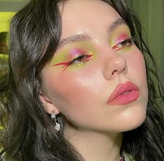 Funky Makeup, Pride Makeup, Graphic Makeup, Ethereal Makeup, Unique Makeup, Eye Makeup Looks, Makeup Eye Looks, Creative Eye Makeup, Crazy Makeup