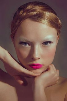 Aleksandra Tsyganenko Neon Pink Lipstick, Romantic Makeup, Makeup Portfolio, Neon Makeup, Chic Makeup, Look Retro, Pink Lipstick, Contour Makeup