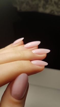 Acrylic Nails Natural, Paznokcie Hello Kitty, Pastel Pink Nails, Shaped Nails, Pretty Gel Nails, Oval Nails, Nail Art Ideas