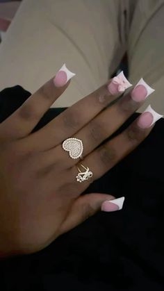 Clear Gem Nails, Pretty Duck Nails, Clear Nails With Charms, Christmas Nails Pink Short, Xmas Nails Coffin, Acrylic Nail Designs With Charms, Duck Nails With Charms, Nail With Initial, Duck Nails Black