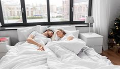 The Scandinavian Sleep Method is the genius hack that'll enhance your sleep and change your relationship for the better. Scandinavian Sleep Method Bed Making, Scandinavian Sleep Method Bed, Scandinavian Sleep Method, Sleeping Tips, Sleeping Hacks, Couples Therapist, Couple Sleeping, Hygge Life, Odd Stuff