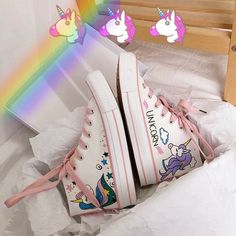 Cute Unicorn High-top Hand-painted Canvas Shoes Harajuku Shoes, Unicorn Shoes, Painted Canvas Shoes, Painted Sneakers, Tony Moly, Shoes Photography, Unicorn Print, Beach Wedding Inspiration, Hand Painted Shoes