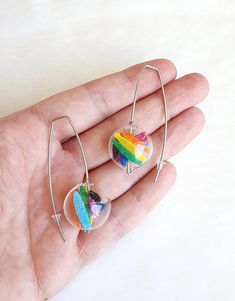 Unusual rainbow earrings made of stainless steel earring hooks, nylon mesh and glass ball.    Earrings length: 5.5 cm / 2.25 in Package will be shipped out as soon as I possibly can which is usually 3 - 5 days after the purchase.  Don't hesitate to contact me if you have any question. Thanks for stopping by and don't forget to check my other items.  Join Pevalek Jewellery at https://www.facebook.com/PevalekJewellery Modern Rainbow, Contemporary Earrings, Unusual Earrings, Ball Earrings, Rainbow Earrings, Earrings Minimalist, Earring Hooks, Earrings Statement, Etsy Earrings Dangle