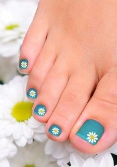 Rock Those Sandals with One of These Jaw Dropping Toe Nail Art Designs ... Flower Pedicure Designs, Cute Pedicure Designs, Flower Pedicure, Flower Toe Nails, Toenail Art Designs, Spring Pedicure