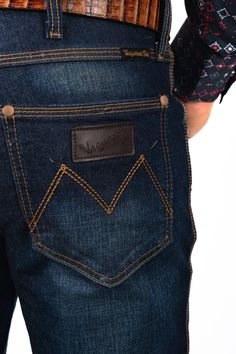 Men Dark Blue Classic Bootcut Jeans - Vaquero Tex Material: 98% Cotton 2% Lycra Sizes: 32X30 - 42X30 Color: Dark Blue Model wearing size 34 US Vaquero Jeans Men, Dark Wash Jeans Men, Luxury Men's Denim Blue Jeans, Men’s Bootcut Jeans, Mens Bootcut Jeans, Bootcut Jean, Leather Cowboy Boots, White Band, Men's Wardrobe