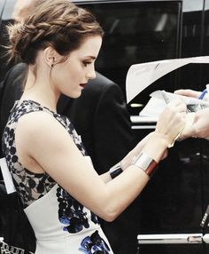 Emma Watson Hair, Messy Braids, Penteado Cabelo Curto, Lily Collins, Latest Hairstyles, Hermione Granger, Rachel Zoe, Stylish Hair, Kate Moss