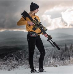 Riffle Shooting Pose, Shotgun Reference, Shotgun Pose Reference, Holding Minigun Pose, Shooting Long Range, Defence Force, Tough Girl, Army Girl, Military Girl