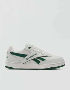 Reebok BB 4000 II Sneaker Reebok Bb 4000 Ii, Cute Nike Shoes, Cute Nikes, Types Of Fashion Styles, Nike Shoes, American Eagle Outfitters, Women's Jeans, American Eagle, Shoe Accessories