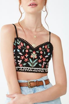 Crop Top Design, Crop Top Designs, Floral Cami, Trendy Dress Outfits, Bohemian Tops, Trendy Blouses, Trendy Fashion Tops, Trendy Blouse Designs, Fancy Blouses