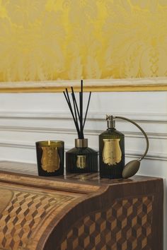 Bougie, diffuseur et Vaporisateurs Trudon en intérieur. Trudon candles, diffusers and vaporizers for indoor use. Candles Room, Moroccan Mint Tea, Burning Bush, Room Sprays, Perfume Samples, Candle Diffuser, Floral Garden, Room Spray, Orange Blossom