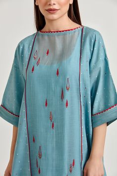 Buy Blue 100% Cotton Embroidered Thread Boat Kurta And Pant Set For Women by Vamil by Tina & Sonali Online at Aza Fashions. Kurtis Traditional, Chanderi Dress, Blue Embroidered Dress, Kurtis Design, Embroidery Kurti, Simple Dress Casual, Stylish Kurtis Design, Simple Kurta Designs