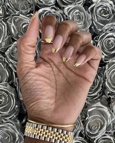 Golden Nails Designs, Gold Tip Nails, Fall Nude Nails, Autumn Manicure, Gold Gel Nails, Gold Acrylic Nails, Golden Nails, Chrome Nails Designs, Formal Nails