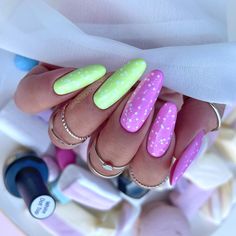 Summer 2023 Nail Trends: The Hottest Colors and Designs You Can't Miss Neon Green Nails Design, Aesthetic Freedom, Summer Nails Neon, Tropical Vacation Nails, Neon Nail Art, Neon Acrylic Nails, Neon Nail Designs, Neon Green Nails