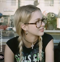 Nerd Hairstyles, Alternative Blonde Hair, Nerd Hair, Indie Hairstyle, Dream Hair, Aesthetic Hair, Pretty Hairstyles, Hair Looks, Hair Goals