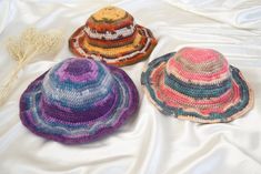 Crochet multi color bucket hat as marbled style made with best color match. ･Packaging･ All of orders sends with carefully prepared gift wrapped package, ready for gift-giving ･Shipping･ All of our products are handmade so we need 3~5 days production time. After the product prepared we ship it within 1~2 business day ･Size･ Check out the ''Personalization'' to enter your size ✉︎Feel free to send me message for any questions. THANK YOU♡ Match Packaging, Crochet Bonnet, Bucket Hat Pattern, Fisherman Beanie, Bucket Cap, Crochet Style, Bucket Hats, Hat Pattern, Floppy Hat