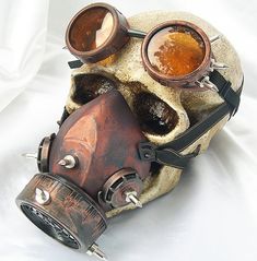 Keep your vision clear with our stylish and protective steampunk goggles gas anti-fog haze resin mask. crafted from durable, high-quality resin, our masks come in a variety of steampunk-inspired designs and are perfect for everyday use. Biological Warfare, Steampunk Gas Mask, Steampunk Men, Steampunk Mask, Doctor Mask, Steampunk Goggles, Metal Spikes, Half Face Mask, Steampunk Diy