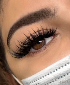 Eyelashes With Spikes, Eyelash Extensions Spiked, Eyelash Extensions Styles Doll Eye, Wispy Eyelash Extensions With Spikes, Spike Lashes Extensions, Spiked Eyelash Extensions, Wedding Eyelash Extensions, Eyelash Extensions With Spikes, Eyelash Extensions With Glitter