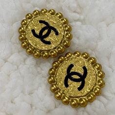 This Pair Of Earrings Are Sooo Pretty And Classic. Chanel Jewelry Tends To Retain Its Value Over Time. A Pair Of Vintage Chanel Earrings Can Be An Actual Asset. Should You Decide To Sell Them In The Future, You Can Get Cash For Them, Unlike Most Non-Branded Costume Jewelry That Has No Resale Value. Vintage Chanel Earrings, Vintage Logos, Classic Chanel, Jewelry Chanel, Chanel Earrings, Chanel Vintage, Chanel Jewelry, Vintage Chanel, Vintage Logo