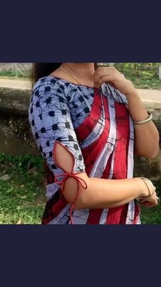 Daily Wear Blouse Designs Simple, Back High Neck Blouse Designs, Daily Wear Blouse Designs, Plain Blouse Designs Latest Silk, Trendy Blouse Designs For Silk Sarees, Blouse Sleeves Design Latest, Salwar Ideas, Antique Pendent, Gown Sleeves