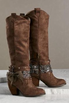 Versona embellished ankle wrap boots #Versona Cowgirl Heels, Bobbies Shoes, Bota Country, Making Bows, Girl Boots, Boot Bling, Wrap Boots, Sheepskin Boots