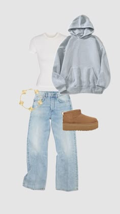 #outfit #uggs Basic Aesthetic Outfits, Jeans Aesthetic, Basic Jeans, T Shirt Outfit, Looks Pinterest, Casual Preppy Outfits