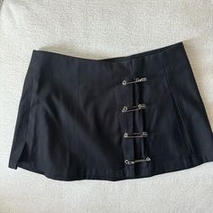 Size Small, Brand New And Never Worn! Super Cute Mini Skirt With Silver Safety Pin Details Black Tiered Mini Skirt, Safety Pin Skirt, Unif Skirt, 90s Mini Skirt, Cute Mini Skirt, Black Velvet Skirt, Ren Fair, Zipper Skirt, Black Pleated Skirt