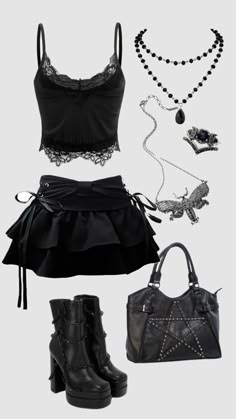 Soft Goth Aesthetic Outfits, Gothic Style Outfit, Soft Goth Outfits, Gothic Style, Really Cute Outfits