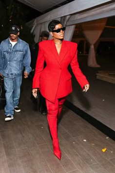 Red Blazer Dress Outfit, Fantasia Barrino Fashion Style, Monochromatic Red Outfit, Red Plus Size Outfits, Burgundy Suit Women Outfit, Purple And Red Outfit, Red Outfits Black Women, Red Monochromatic Outfit, All Red Outfit